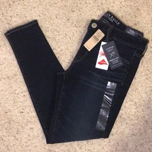 American Eagle navy blue jeggings. Size 10 short.